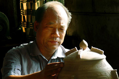 中国工艺美术大师 李人帡(图1)
